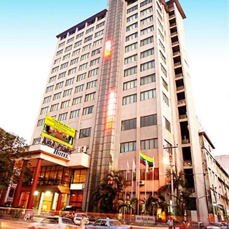 Asia Plaza Hotel Yangon Bagian luar foto