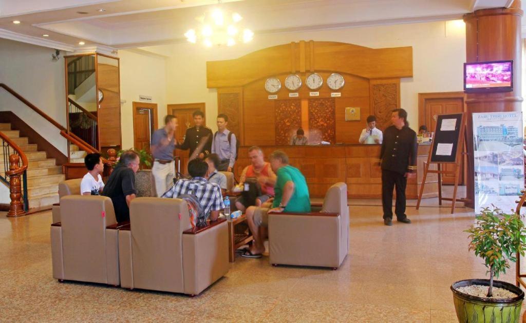 Asia Plaza Hotel Yangon Bagian luar foto