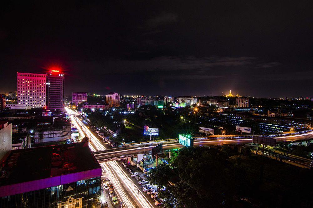 Asia Plaza Hotel Yangon Bagian luar foto
