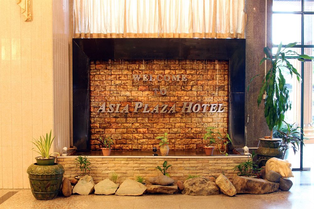 Asia Plaza Hotel Yangon Bagian luar foto