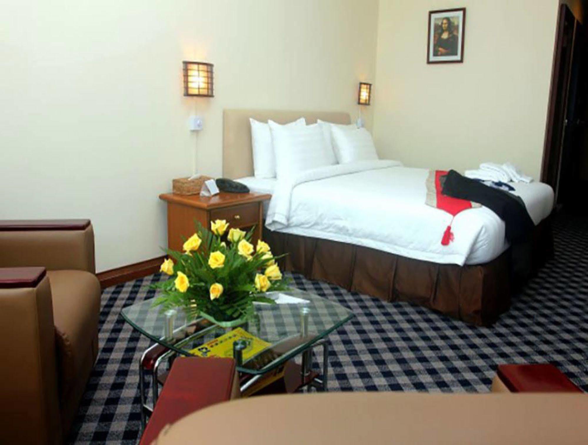 Asia Plaza Hotel Yangon Bagian luar foto